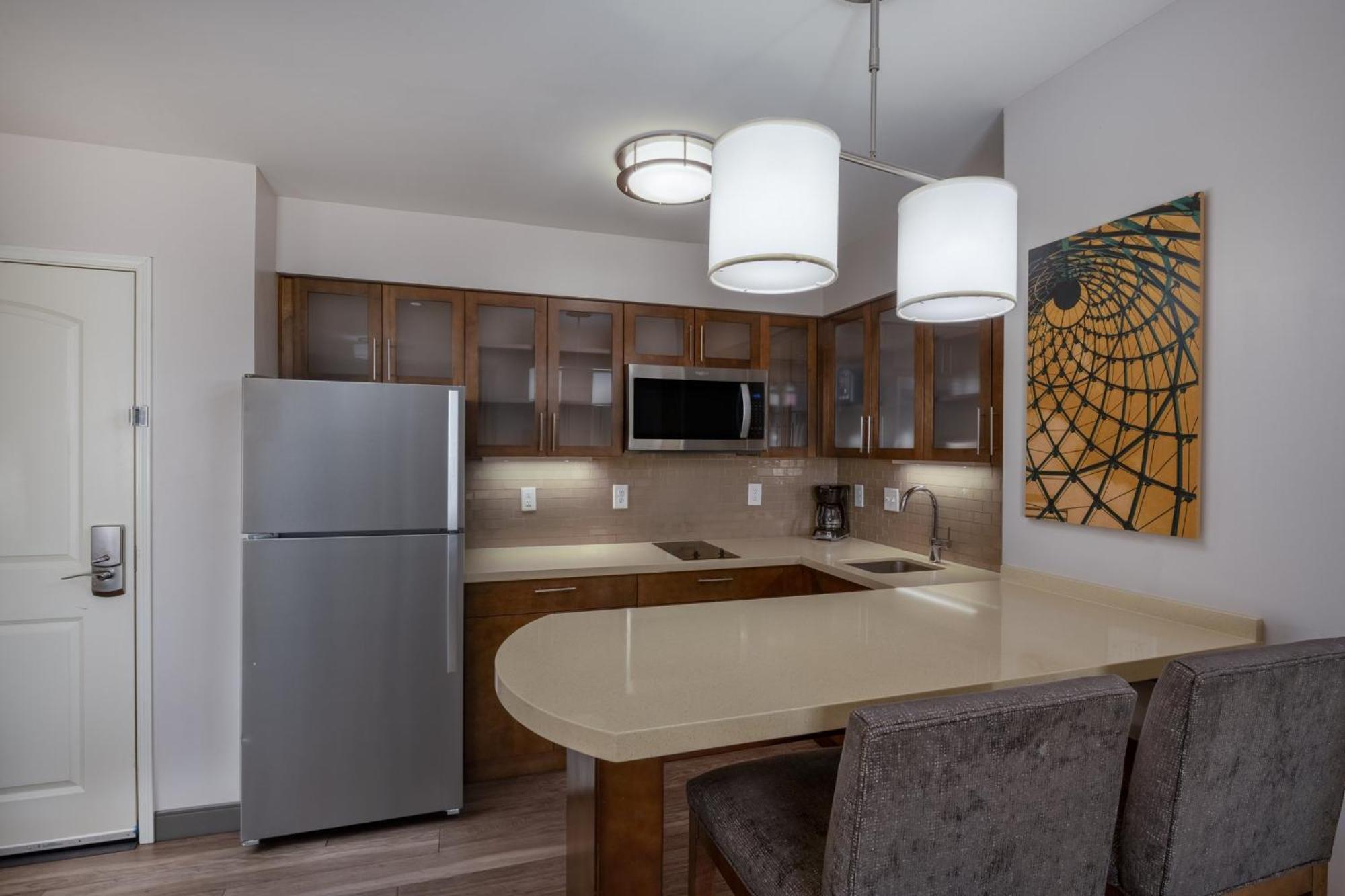 Two-Bedroom Suite,1610259568:JPEG